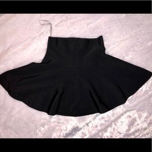 Hera Collection Black Skirt size Small